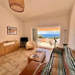 度假居 A Nepita Splendide Vue Avec Piscine *
