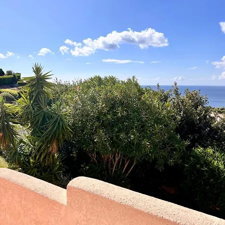 A Nepita Splendide Vue Avec Piscine *