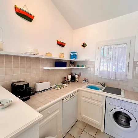 A Nepita Splendide Vue Avec Piscine Сasa de vacaciones *