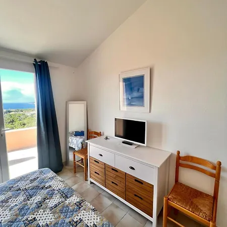 Сasa de vacaciones A Nepita Splendide Vue Avec Piscine *