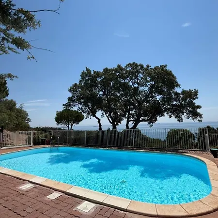 Сasa de vacaciones A Nepita Splendide Vue Avec Piscine